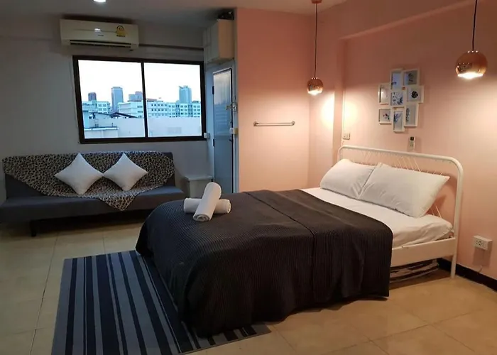 Sweet Honey Tossed Private Apartment Bangkok